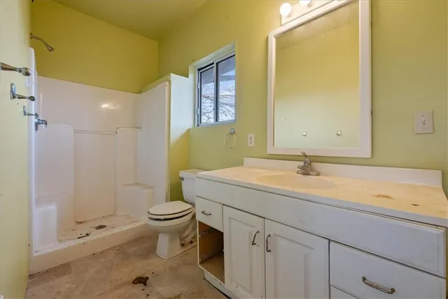 $599,000 | 1573 North 1100th Road, Lawrence, KS 66046