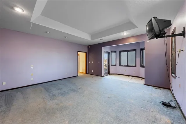 $599,000 | 1573 North 1100th Road, Lawrence, KS 66046