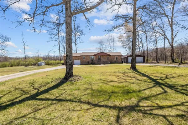 $265,000 | 1092 Crockett Road, New Johnsonville, TN 37134