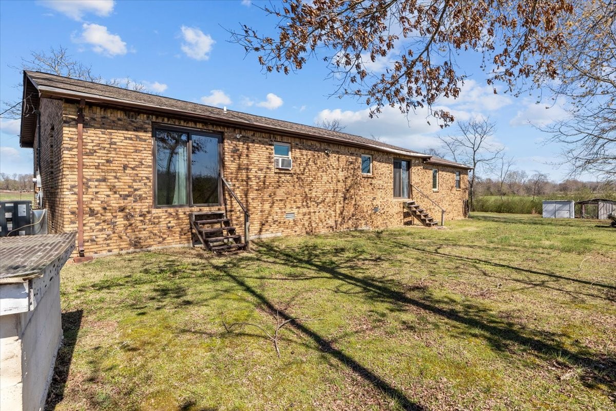 1092 Crockett Road New Johnsonville, TN 37134 - Photo 37 of 39