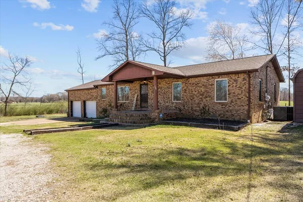 $265,000 | 1092 Crockett Road, New Johnsonville, TN 37134