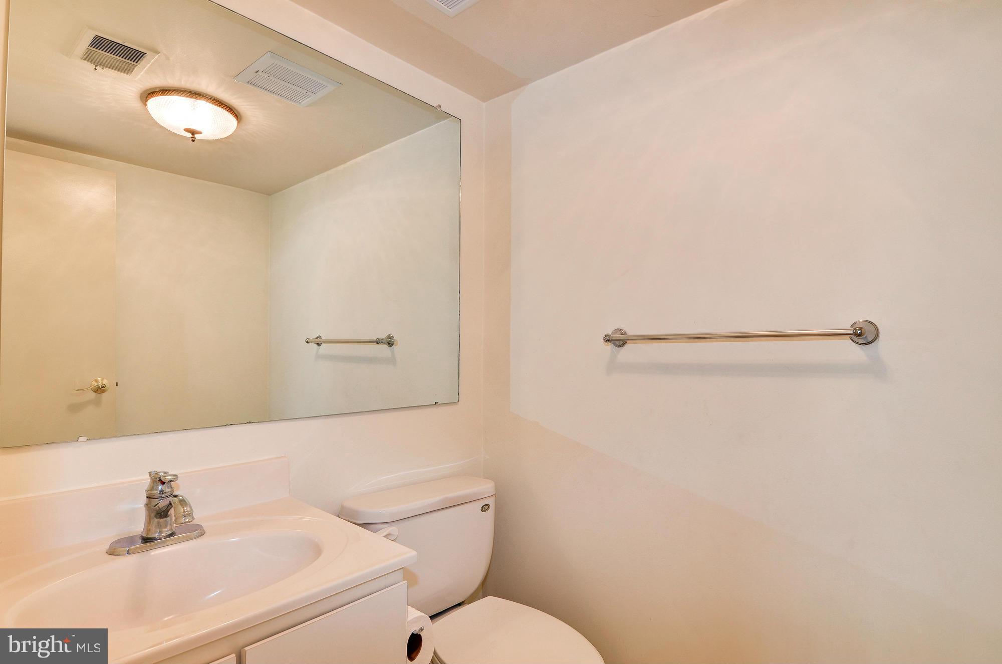 5514 Dunsmore Road Alexandria, VA 22315 - Photo 12 of 30 Half Bath on Main Level