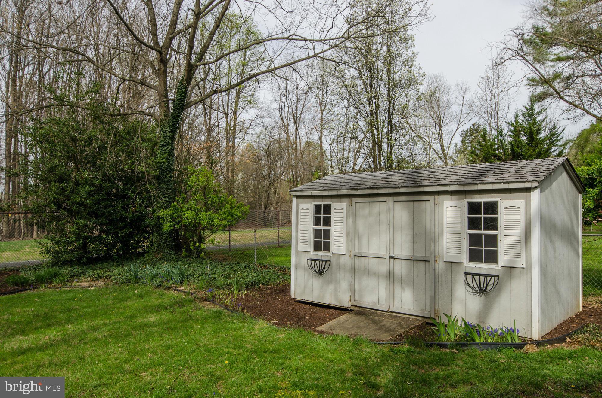 5514 Dunsmore Road Alexandria, VA 22315 - Photo 27 of 30 A Garden Shed for the Avid Gardener
