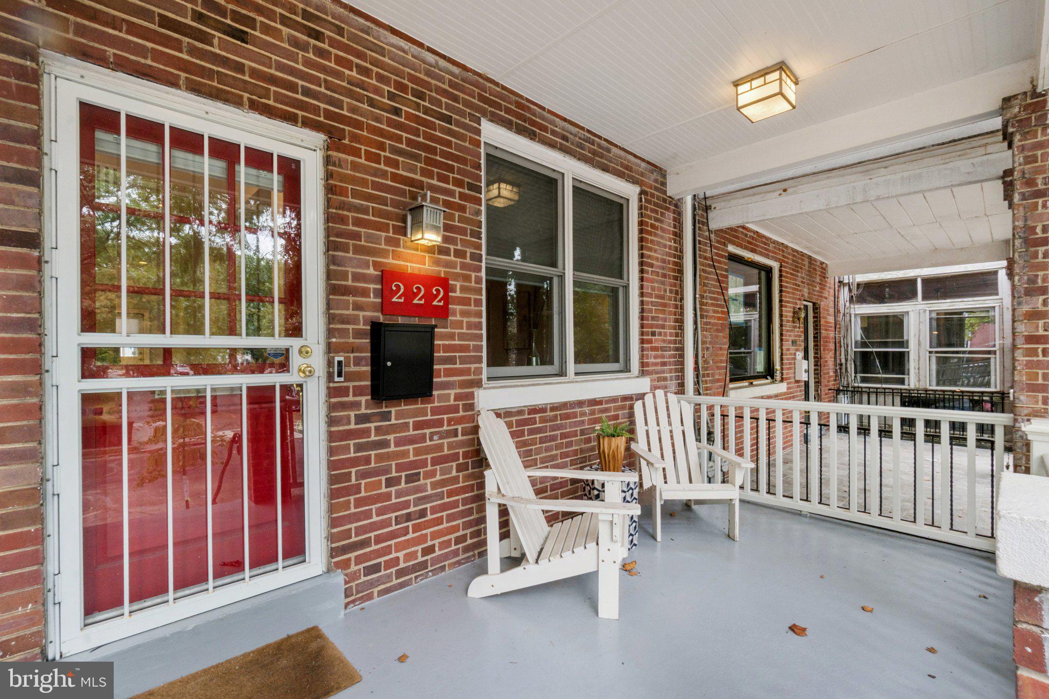 222 Longfellow Street Northwest Washington, DC 20011 - Photo 4 of 39