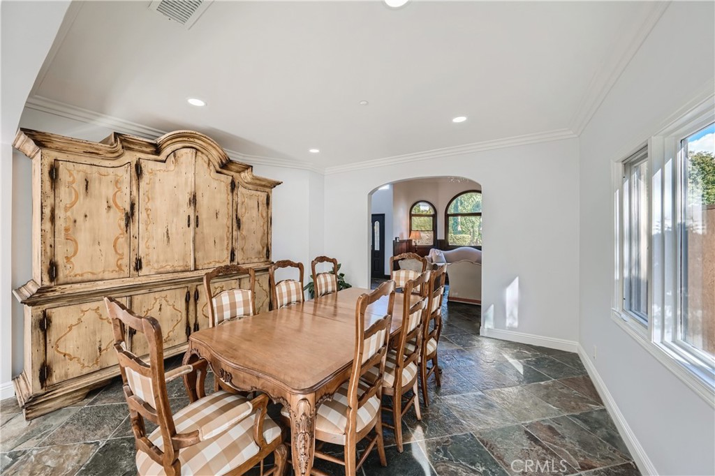 371 22nd Street Costa Mesa, CA 92627 - Photo 17 of 51 Dining Room