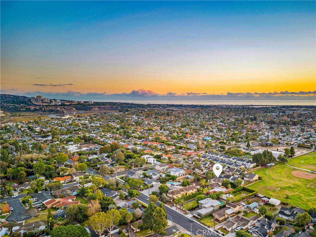 371 22nd Street Costa Mesa, CA 92627 - Photo 50 of 51 an aerial view of residential houses with outdoor space