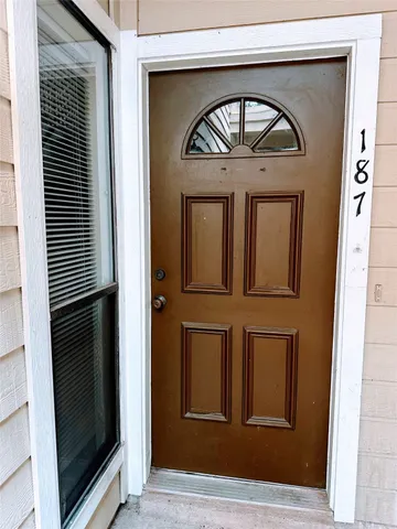 $135,000 | 3500 Tangle Brush Drive, Unit 187, The Woodlands, TX 77381
