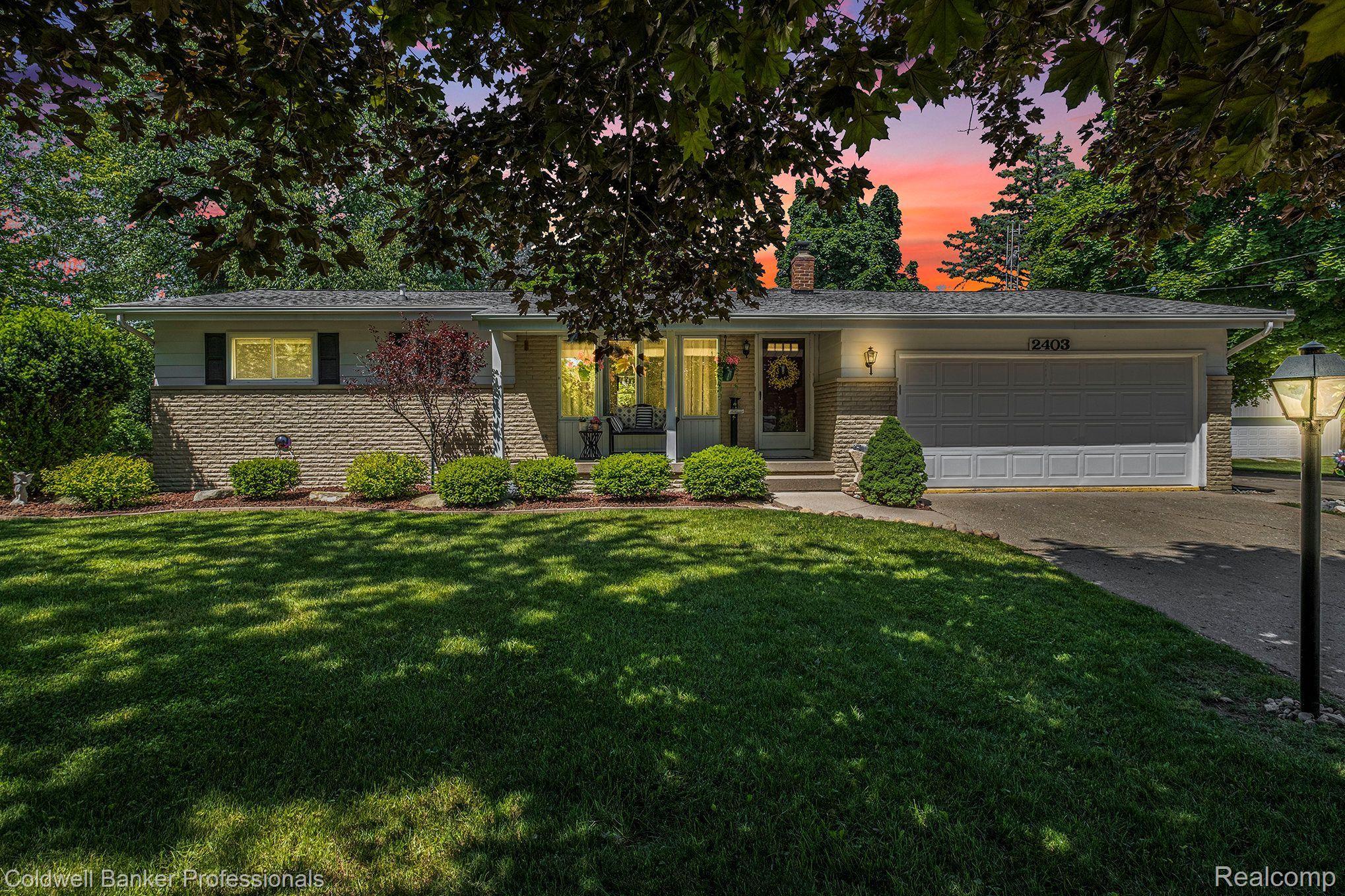 2403 North McKinley Road Flushing, MI 48433 - Photo 3 of 29 Gallery Image 3