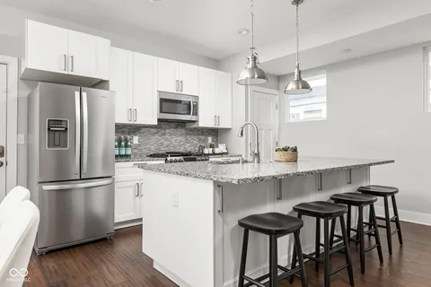 $399,900 | 1644 Lexington Avenue, Indianapolis, IN 46203