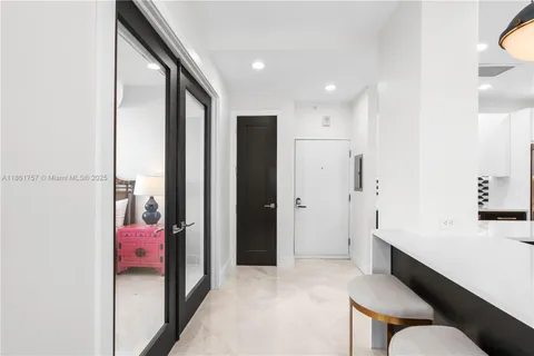 $5,999 | 209 North Fort Lauderdale Beach Boulevard, Unit 17C, Fort Lauderdale, FL 33304