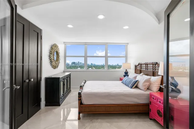 $5,999 | 209 North Fort Lauderdale Beach Boulevard, Unit 17C, Fort Lauderdale, FL 33304