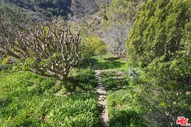 $7,250,000 | 1515 Umeo Road, Pacific Palisades, CA 90272