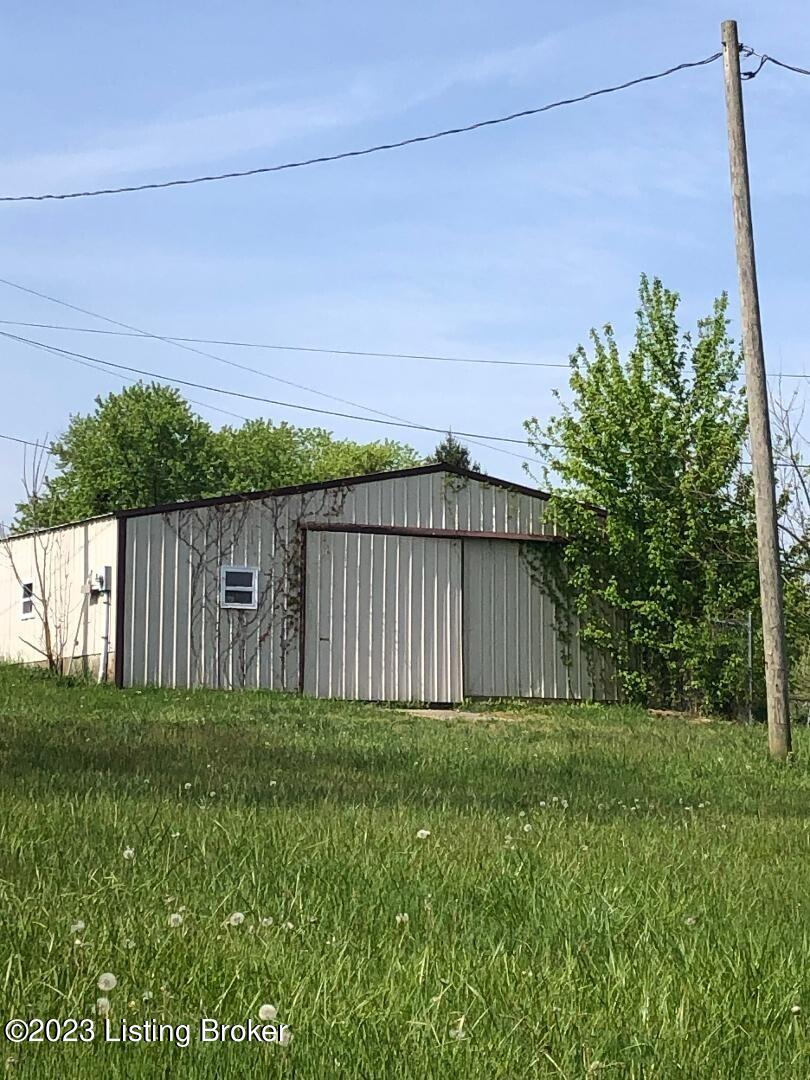 366 Foxboro Road Pendleton, KY 40055 - Photo 2 of 15 366 FOXBORO BARN