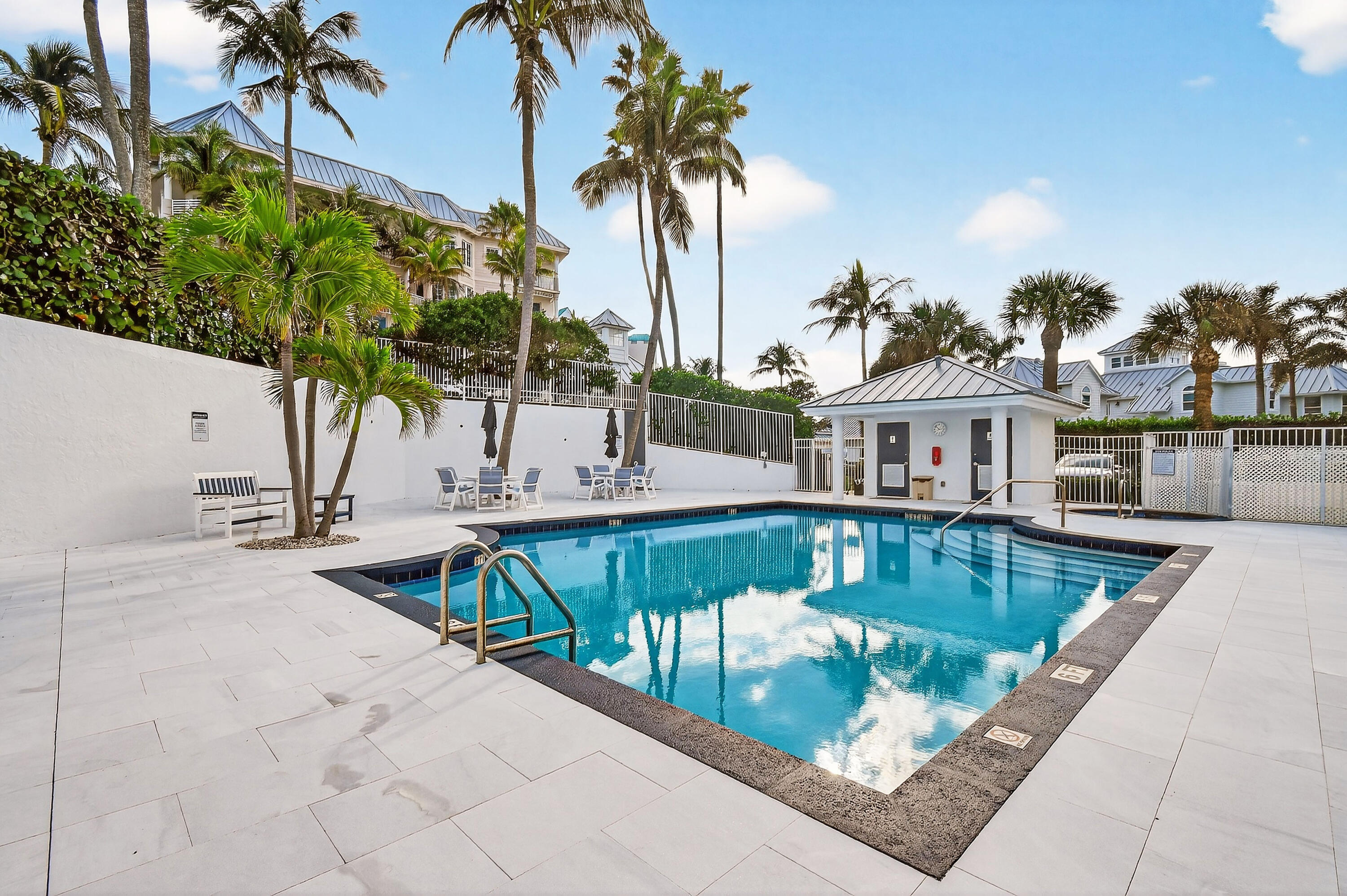 115 Ocean Key Way Jupiter, FL 33477 - Photo 53 of 77 115OceanKeyWay(62)