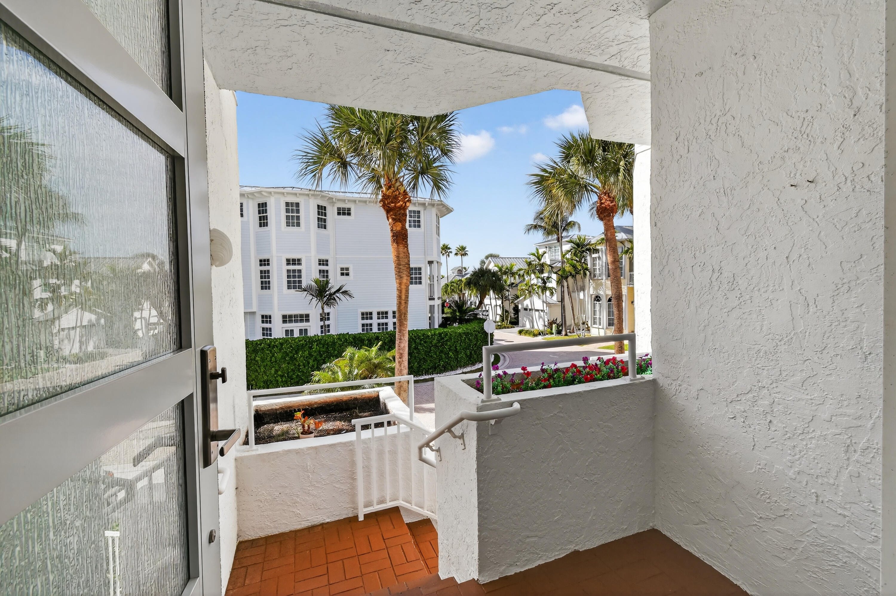 115 Ocean Key Way Jupiter, FL 33477 - Photo 6 of 77 115OceanKeyWay(4)