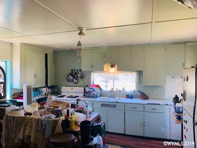 1282 Riggs Hill Road Foster, OR 97345 - Photo 4 of 21