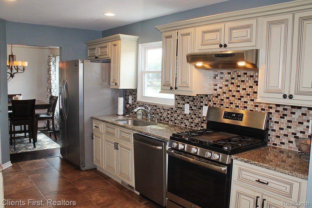 40679 Village Wood Road Novi, MI 48375 - Photo 25 of 64 Gallery Image 25