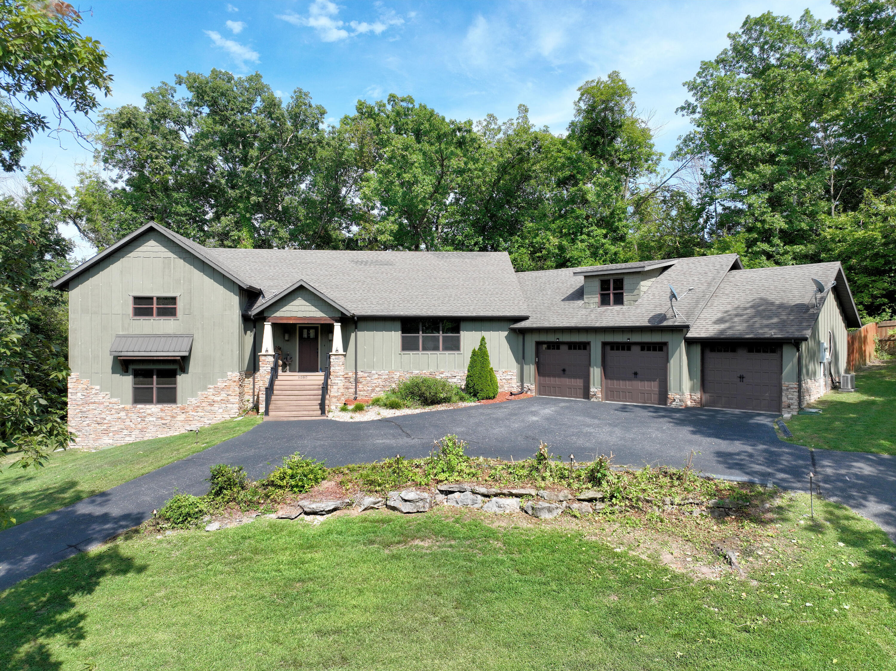 5280 S Southwood Rd 005
