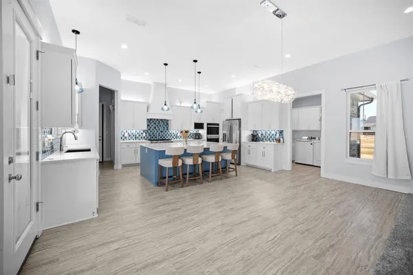 $755,000 | 10405 Singleton Road, Midlothian, TX 76065
