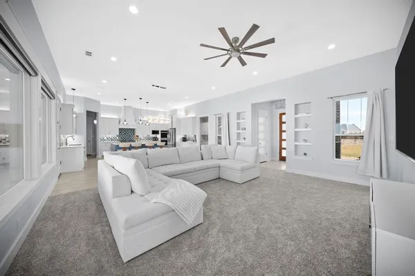 $755,000 | 10405 Singleton Road, Midlothian, TX 76065