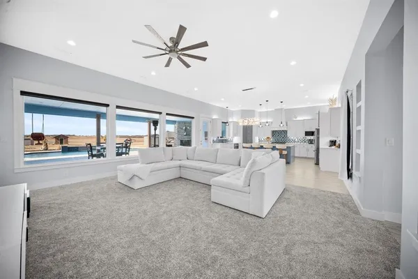 $755,000 | 10405 Singleton Road, Midlothian, TX 76065