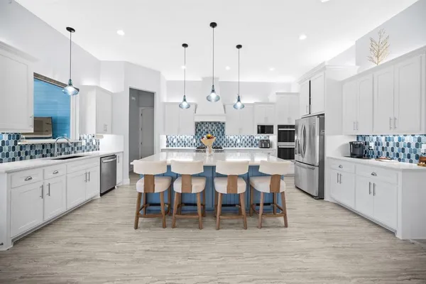 $755,000 | 10405 Singleton Road, Midlothian, TX 76065
