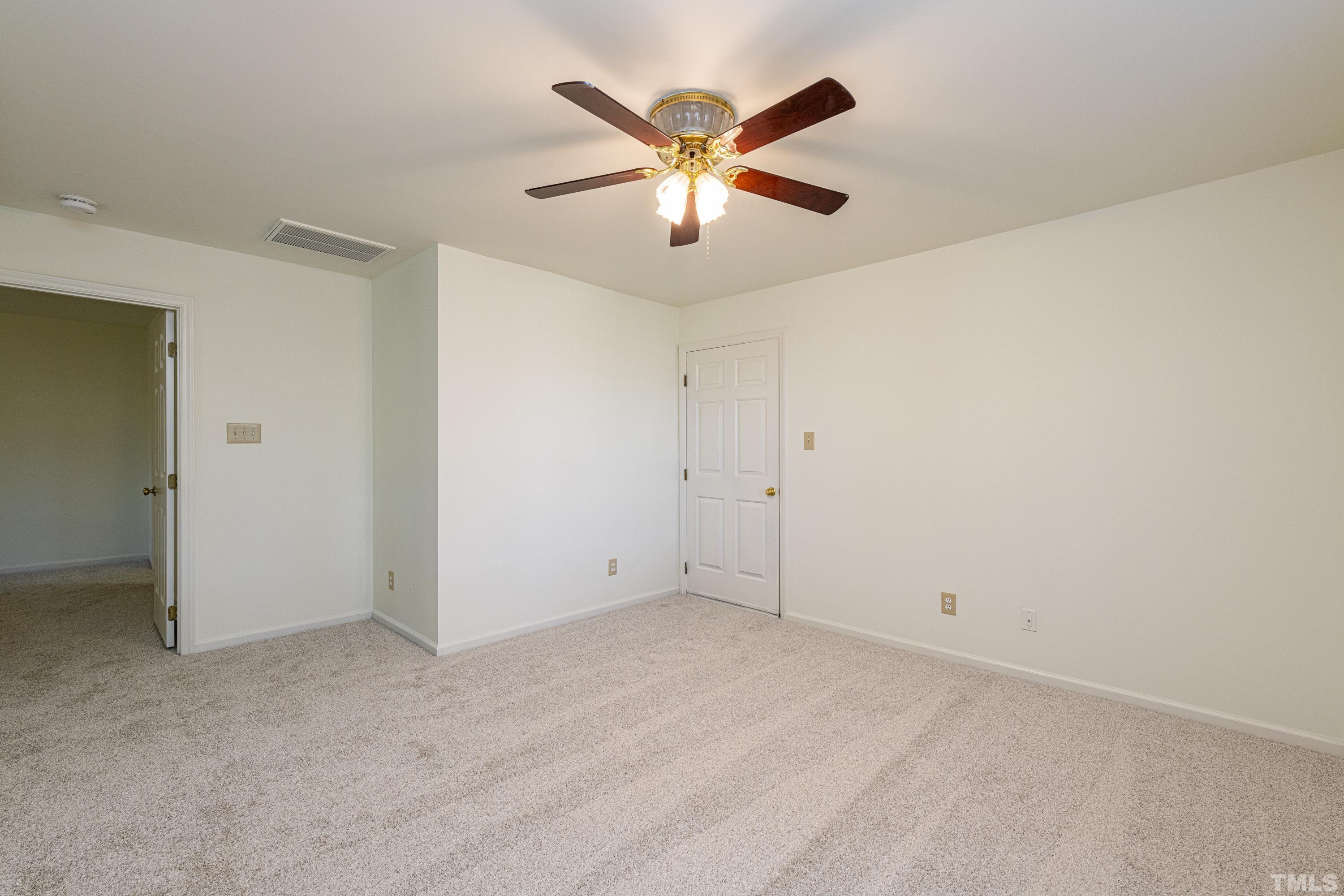 3716 Carnegie Lane Raleigh, NC 27612 - Photo 31 of 39 Gallery Image 31