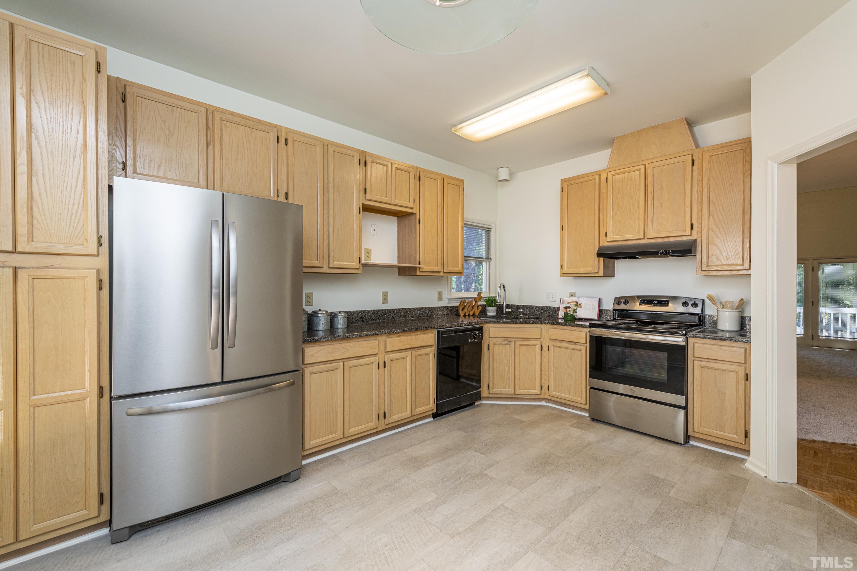 3716 Carnegie Lane Raleigh, NC 27612 - Photo 5 of 39 Gallery Image 5