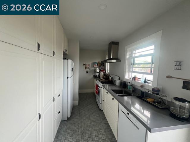 1325 Hopkins Street Berkeley, CA 94702 - Photo 3 of 26