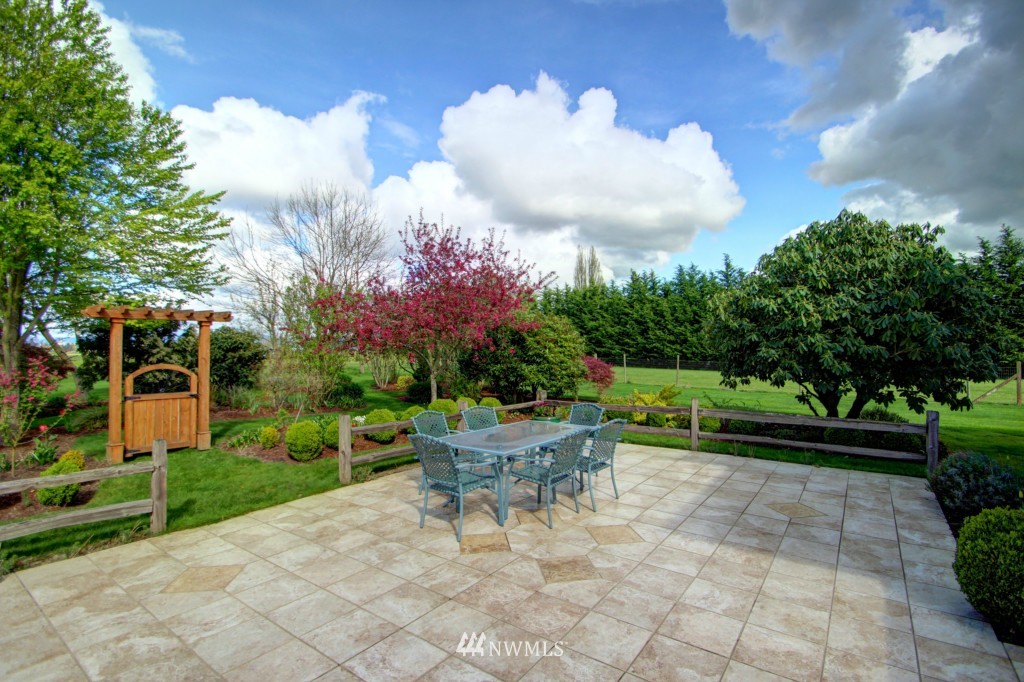 16773 Bennett Road Mount Vernon, WA 98273 - Photo 2 of 25