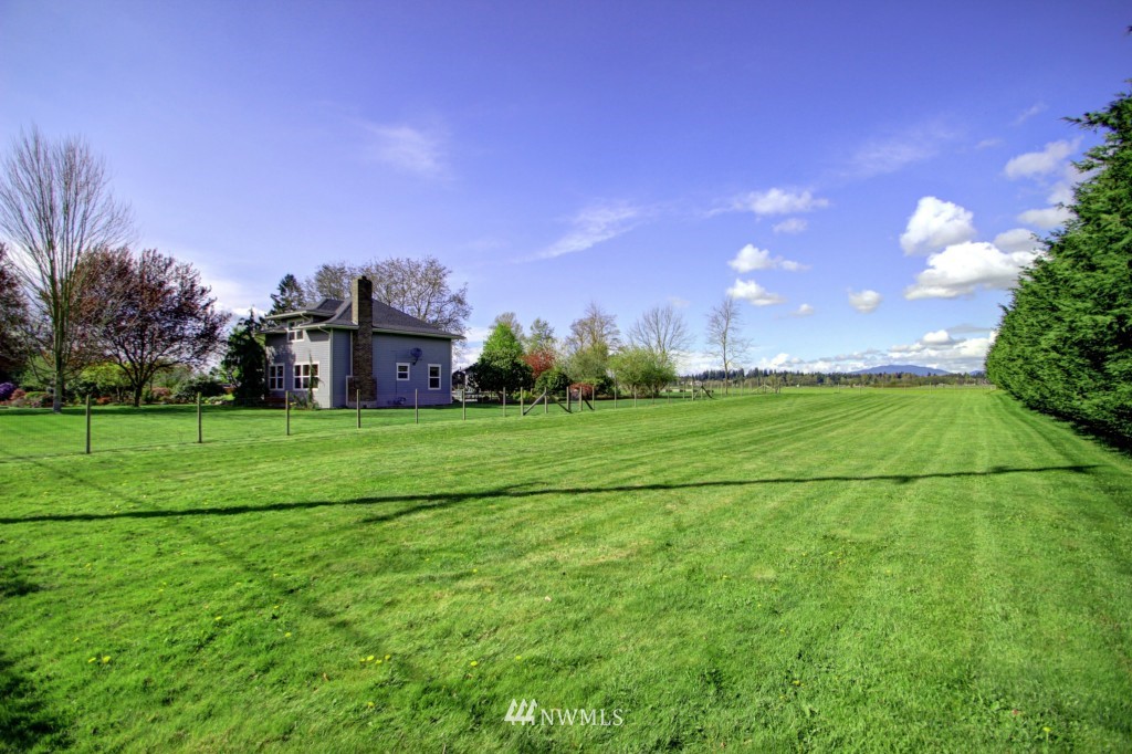 16773 Bennett Road Mount Vernon, WA 98273 - Photo 3 of 25