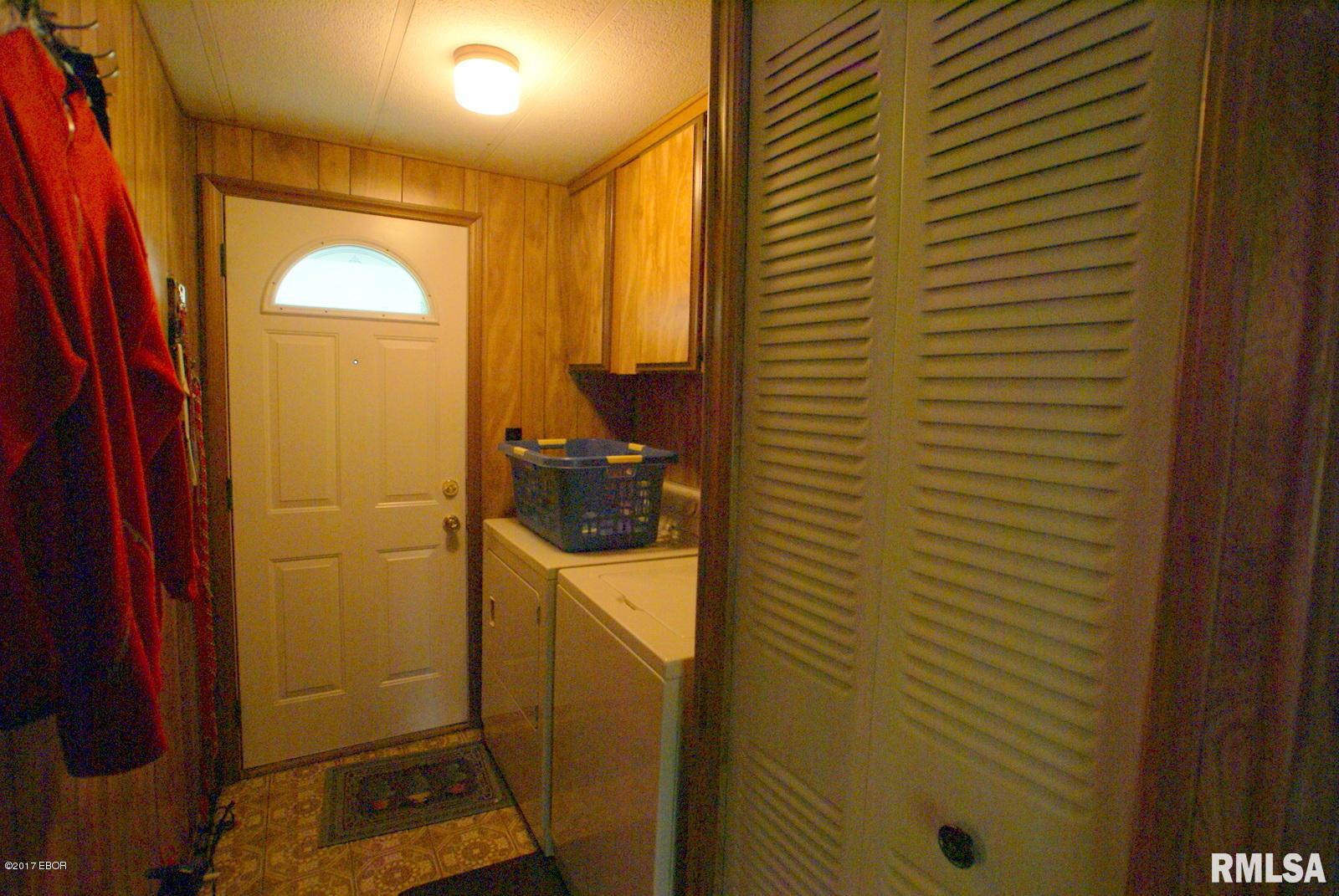 3257 Grassy Road Carbondale, IL 62902 - Photo 15 of 37 Gallery Image 15