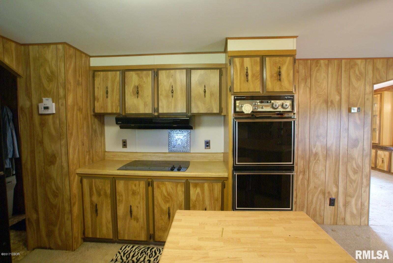3257 Grassy Road Carbondale, IL 62902 - Photo 18 of 37 Gallery Image 18