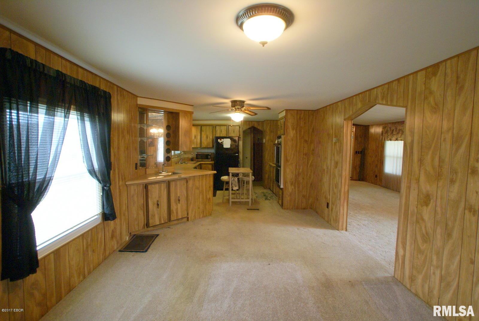 3257 Grassy Road Carbondale, IL 62902 - Photo 8 of 37 Gallery Image 8