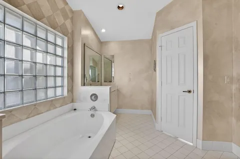 $840,000 | 23429 Rakelle Circle, Boca Raton, FL 33433