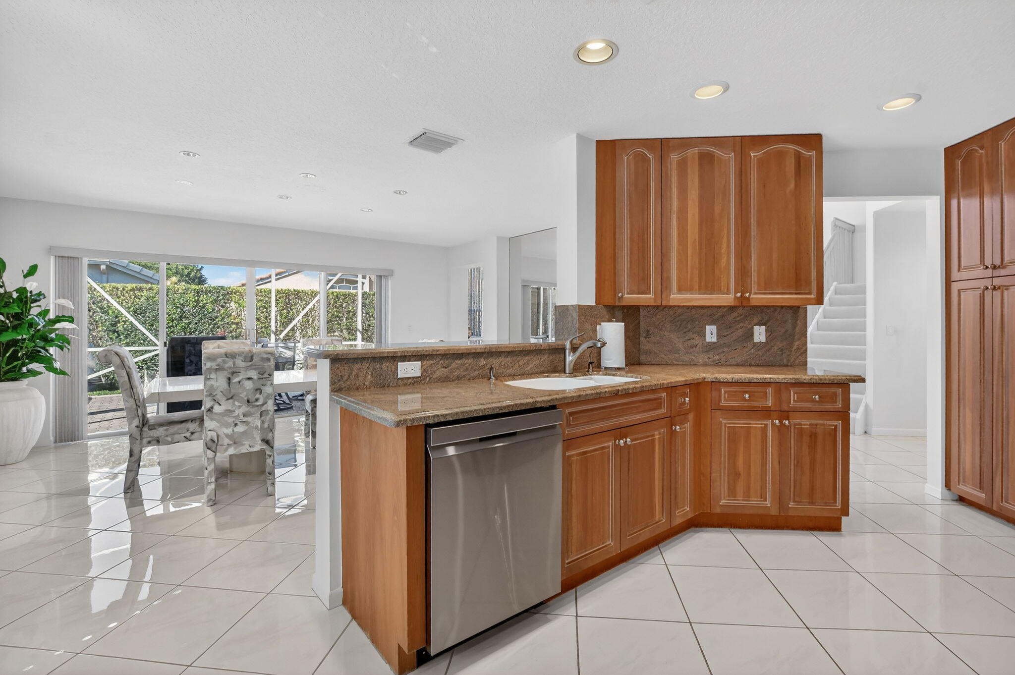 23429 Rakelle Circle Boca Raton, FL 33433 - Photo 9 of 75 21-web-or-mls-DSC_0276
