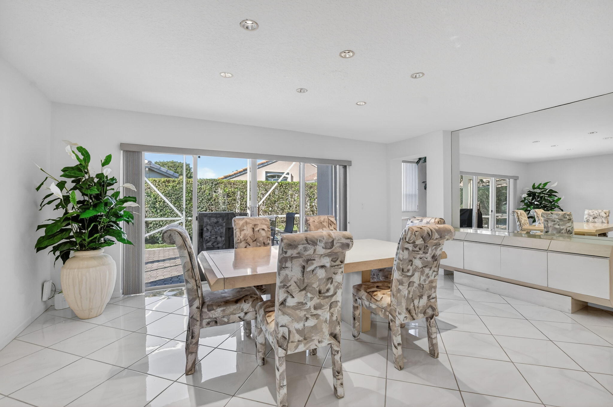 23429 Rakelle Circle Boca Raton, FL 33433 - Photo 10 of 75 17-web-or-mls-DSC_0253