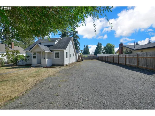 $580,826 | 455 South 38th Street, Springfield, OR 97478