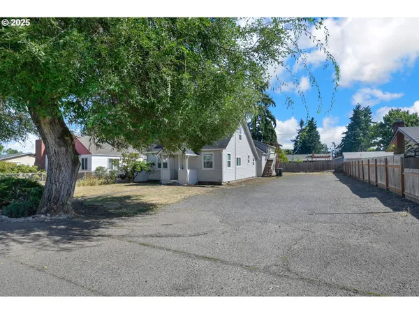 $580,826 | 455 South 38th Street, Springfield, OR 97478