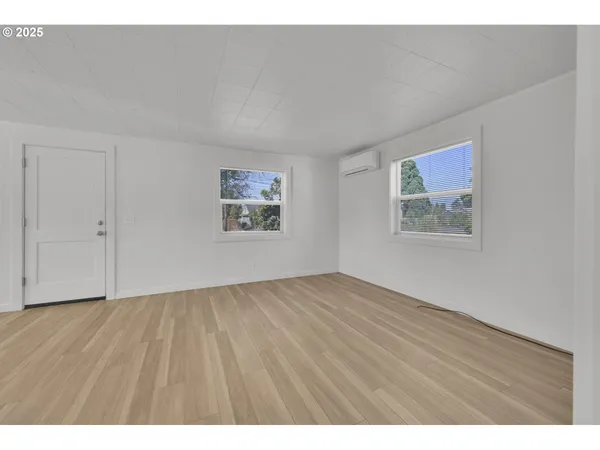 $580,826 | 455 South 38th Street, Springfield, OR 97478