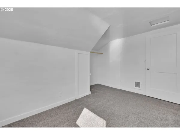 $580,826 | 455 South 38th Street, Springfield, OR 97478