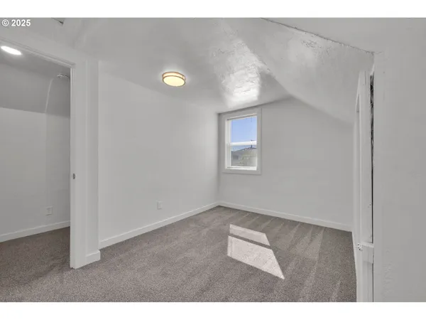 $580,826 | 455 South 38th Street, Springfield, OR 97478