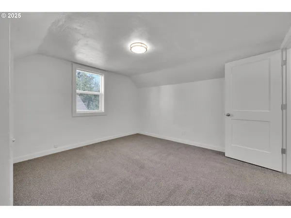 $580,826 | 455 South 38th Street, Springfield, OR 97478