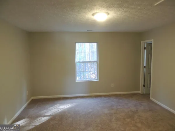 $1,400 | 5659 Windfall Lane, Lithonia, GA 30058