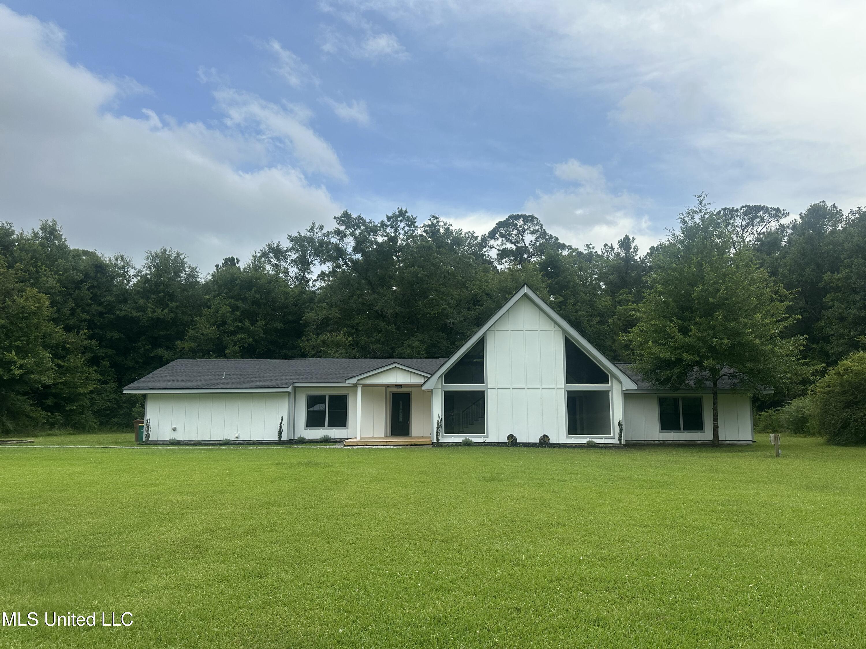 22149 Episcopal School Road Long Beach, MS 39560 - Photo 1 of 63 IMG_1104