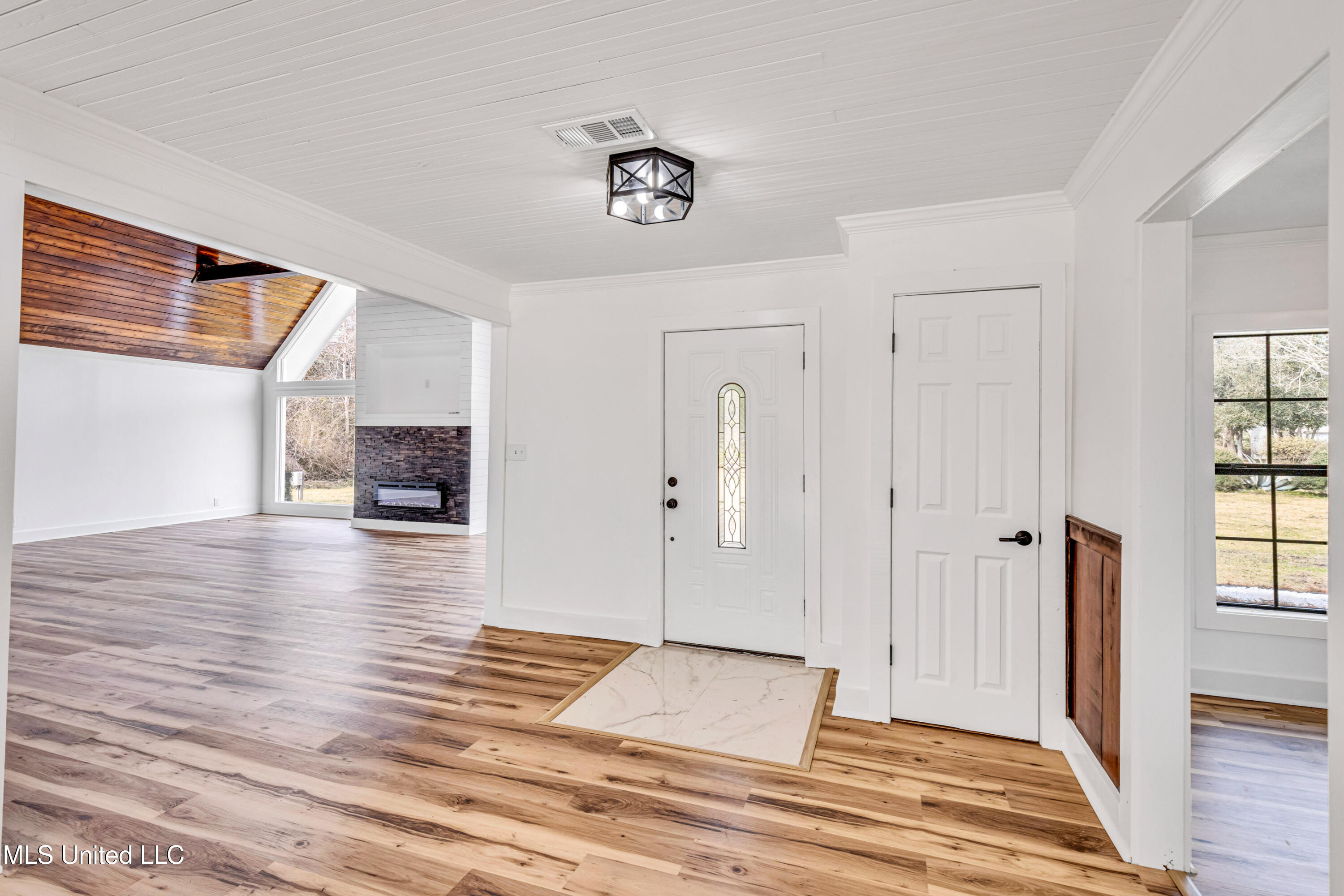 22149 Episcopal School Road Long Beach, MS 39560 - Photo 51 of 63 Living Area
