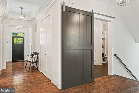 $1,950,000 | 1416 Ross Drive Southwest, Vienna, VA 22180