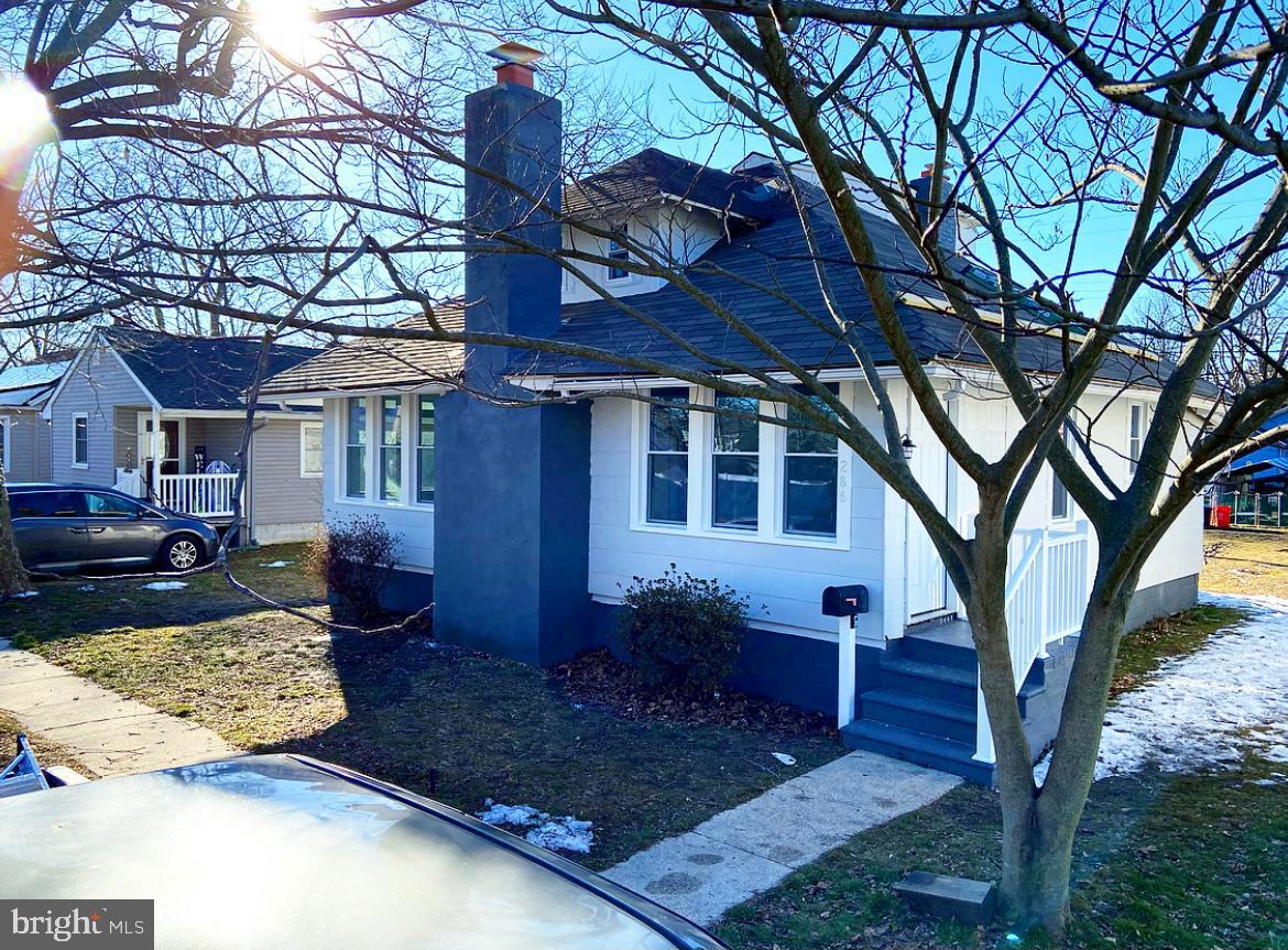 286 Johnson Street Carneys Point, NJ 08069 - Photo 1 of 18 Gallery Image 1