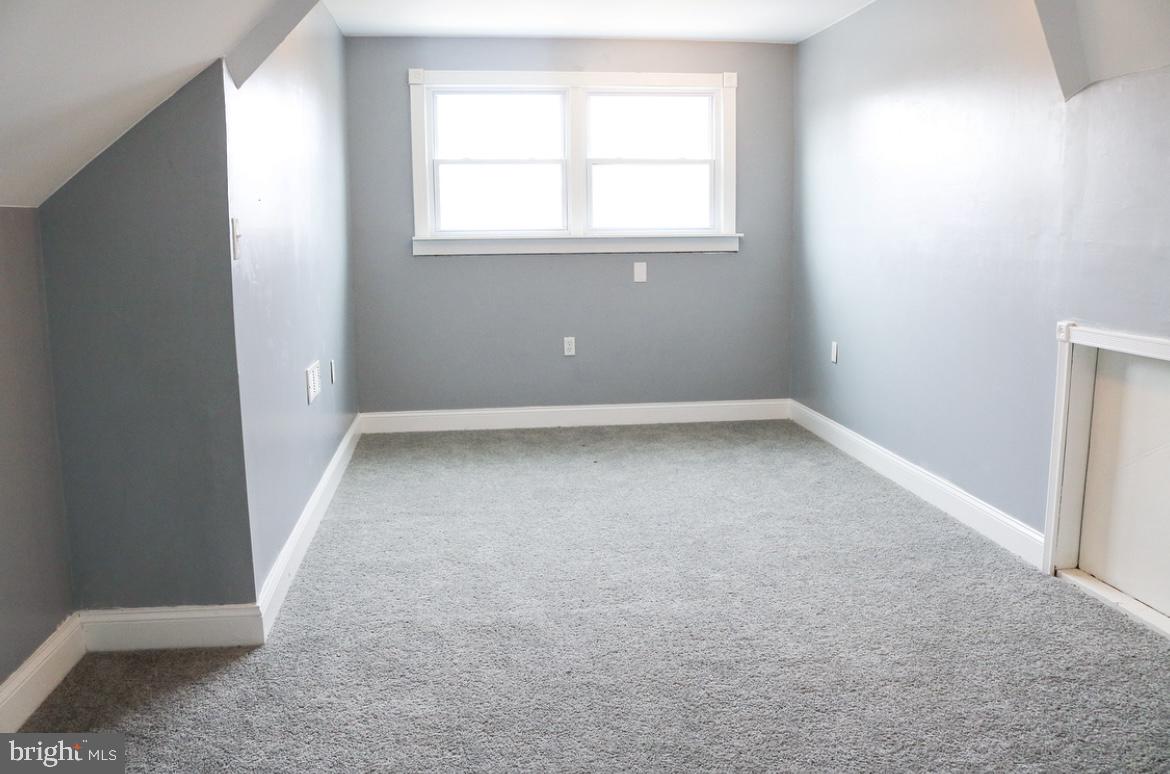 286 Johnson Street Carneys Point, NJ 08069 - Photo 7 of 18 Loft Bdrm 1