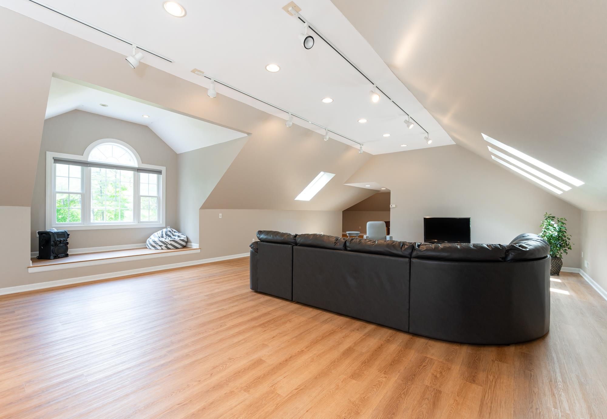 21 Simeon Wilson Road Amherst, NH 03031 - Photo 22 of 40